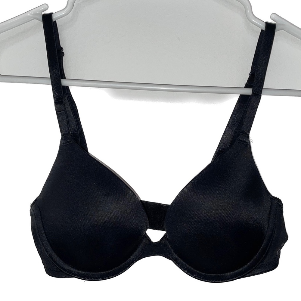 NWT Victoria’s Secret PINK Wear Everywhere Push Up Bra (30A) Black